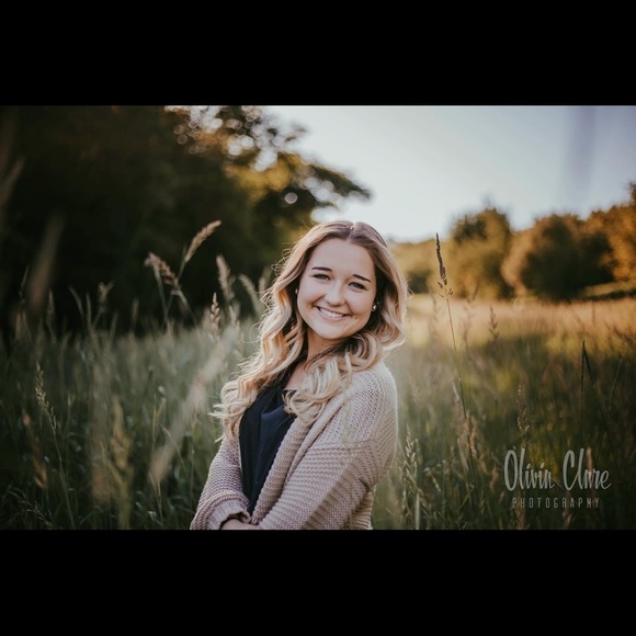 Meet your Posher, Caryn - Picture 1 of 1